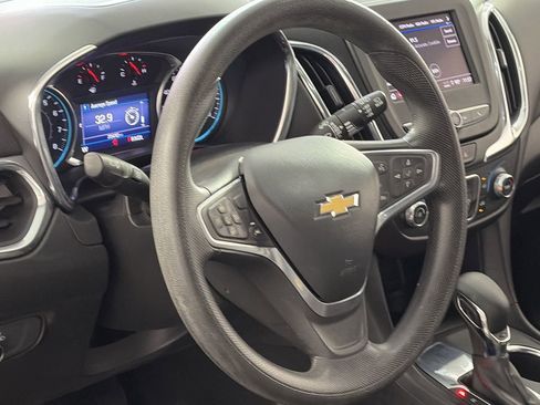 Used 2022 Chevrolet Equinox LT FWD image 13