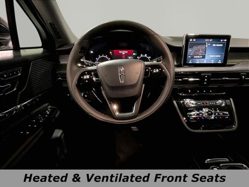 Used 2022 Lincoln Corsair AWD w/ Equipment Group 101A image 8