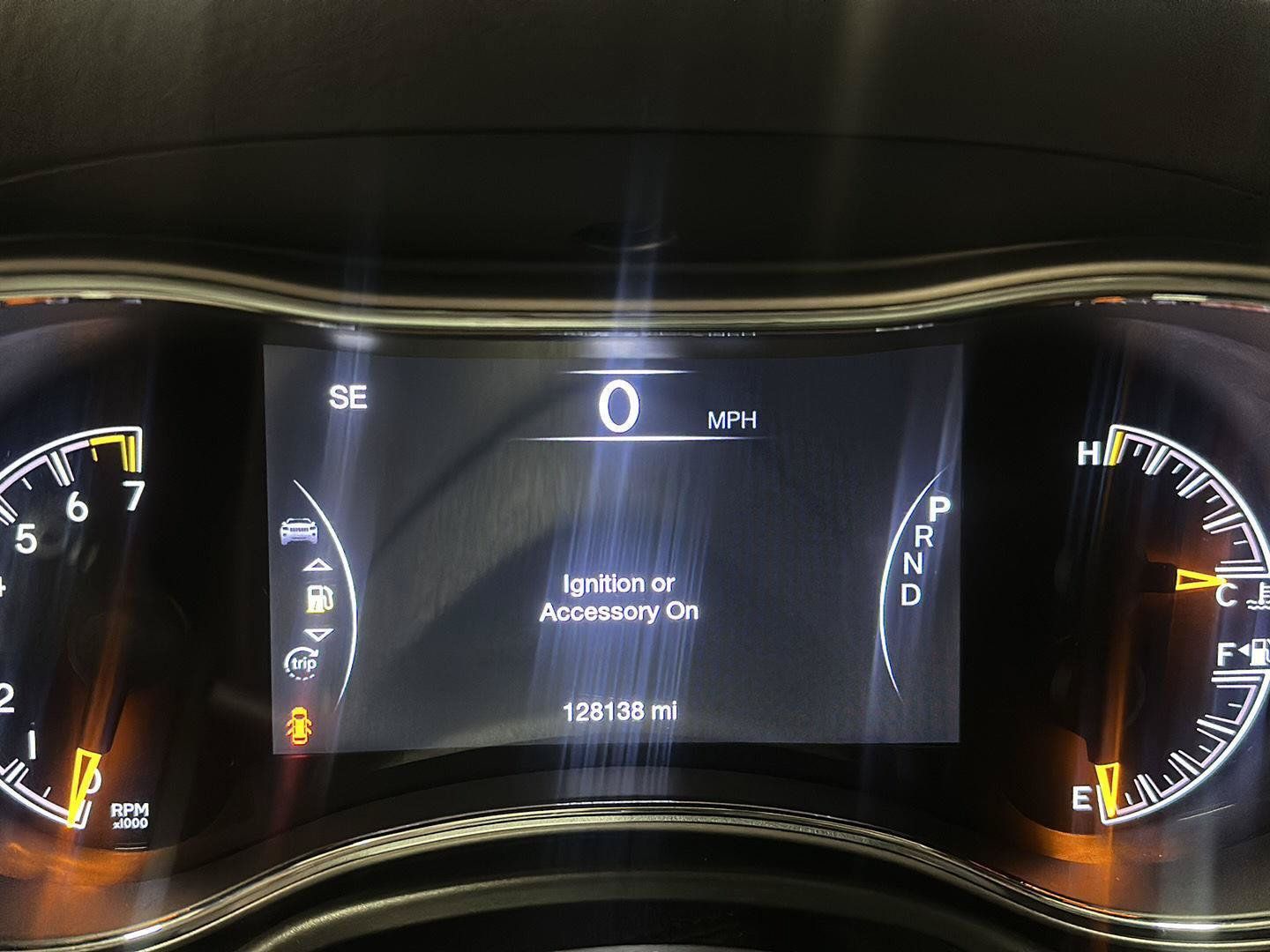 Used 2020 Jeep Grand Cherokee Altitude AWD/4WD image 19