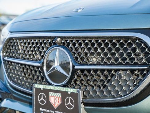 New 2026 Mercedes-Benz E 350 4MATIC Sedan image 12