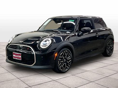 Used 2025 MINI Cooper S FWD image 1