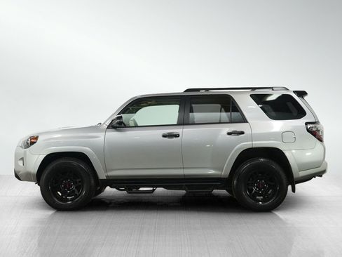 Used 2021 Toyota 4Runner Venture w/ Moonroof Package image 2