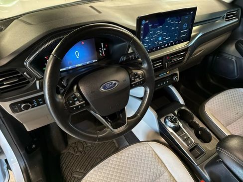 Used 2023 Ford Escape Active w/ Tech Pack #1 image 44