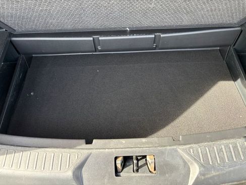 Used 2024 Ford Explorer XLT w/ Equipment Group 202A image 45