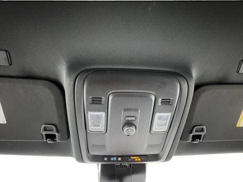 Used 2025 Chevrolet Tahoe LT AWD/4WD image 46