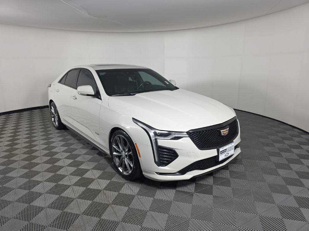 Used 2021 Cadillac CT4 V w/ Technology Package RWD image 7