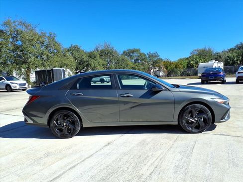 New 2026 Hyundai Elantra Sport image 5