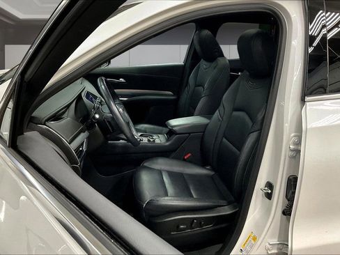Certified 2023 Cadillac XT4 Premium Luxury w/ Cold Weather Package image 21