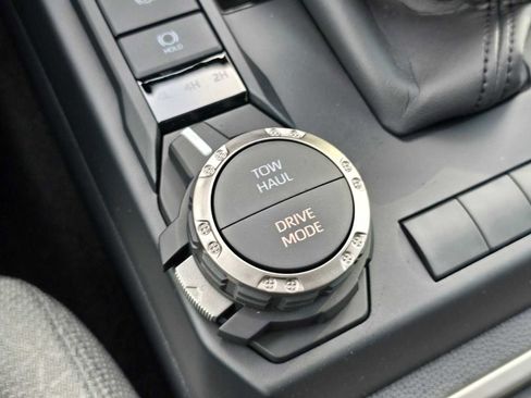 Certified 2025 Toyota 4Runner SR5 image 30