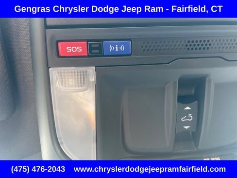 Used 2025 Subaru Forester Premium AWD/4WD image 52