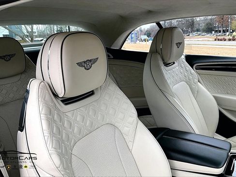 Used 2023 Bentley Continental GT Azure image 30