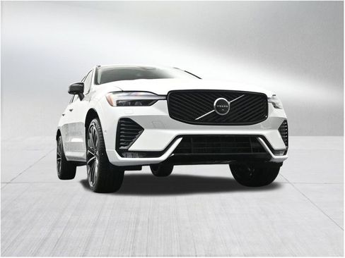 New 2026 Volvo XC60 B5 Ultra w/ Protection Package Premier AWD/4WD image 27