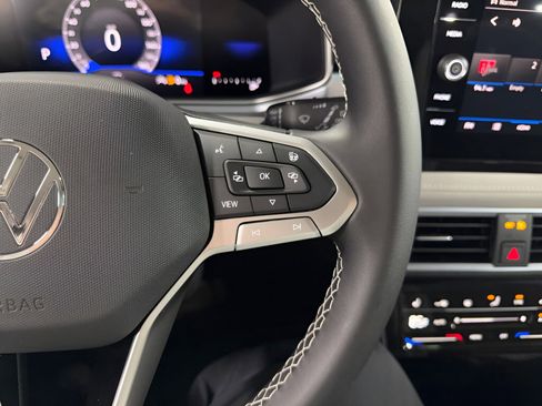 New 2026 Volkswagen Taos SE AWD/4WD image 13