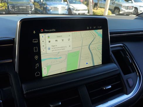 Used 2023 GMC Yukon AT4 w/ Technology Package image 27