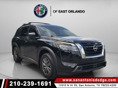Used 2024 Nissan Pathfinder SV