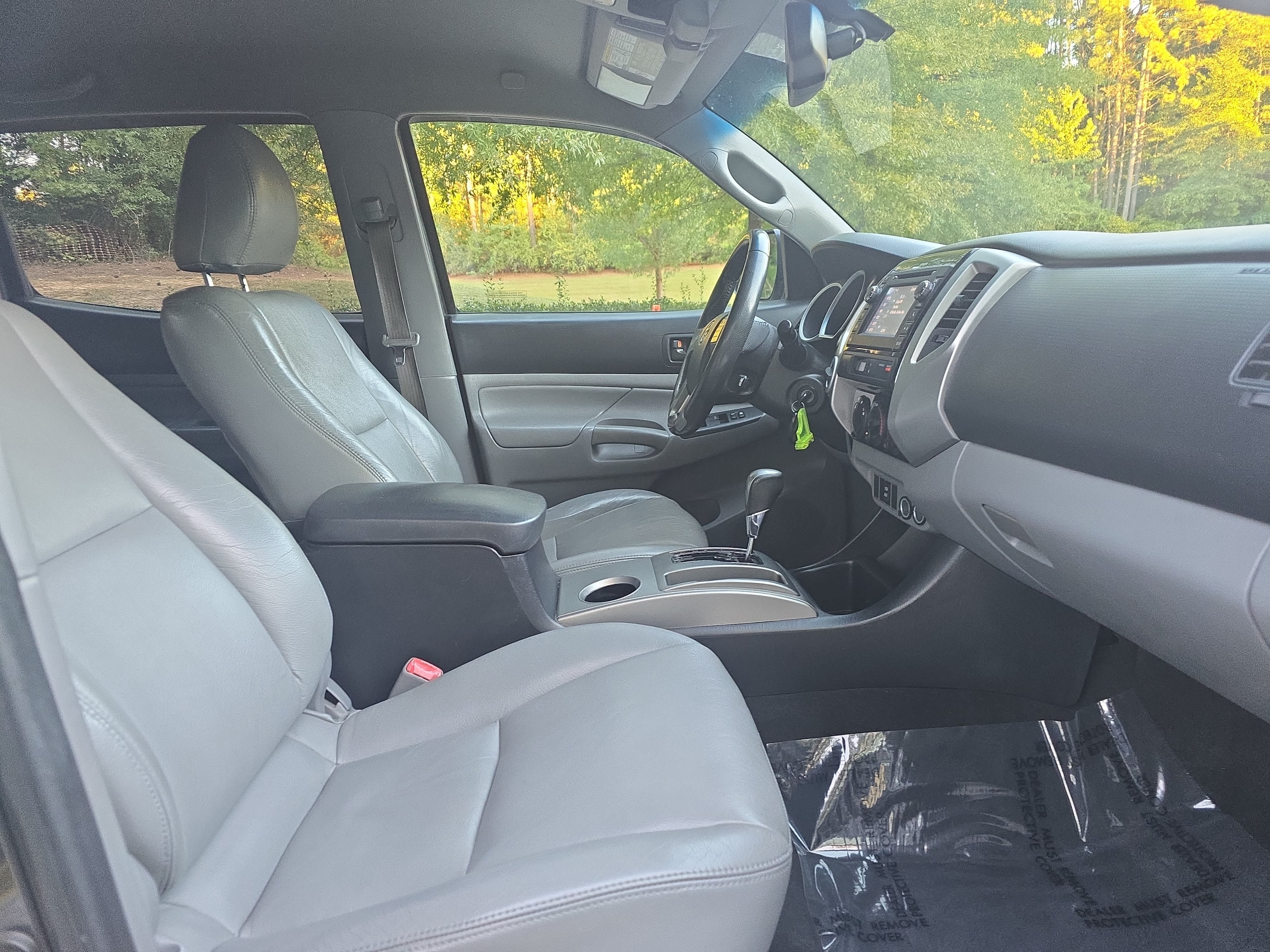 Used 2013 Toyota Tacoma 4x4 Double Cab w/ SR5 Pkg image 10