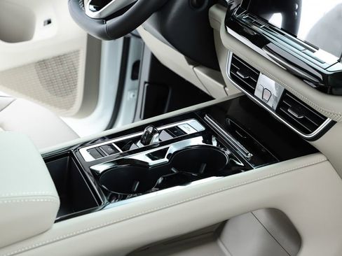 New 2026 Volkswagen Atlas SE image 73