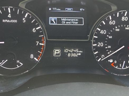 Used 2014 Nissan Pathfinder SV AWD/4WD image 18