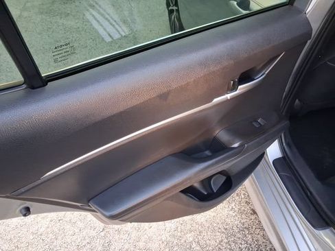 Used 2024 Toyota Camry SE FWD image 9