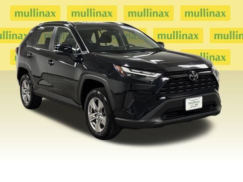 Used 2024 Toyota RAV4 XLE image 2