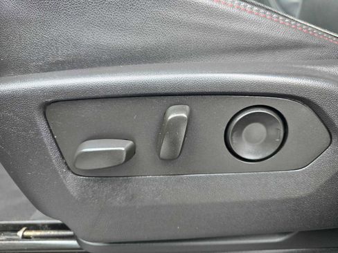 Used 2021 Chevrolet Suburban RST w/ Rear Media and Nav Package image 25