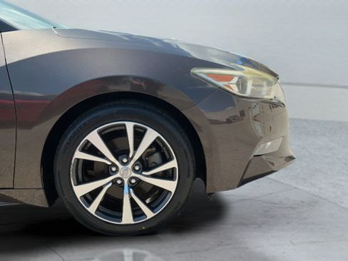 Used 2016 Nissan Maxima Platinum FWD image 27