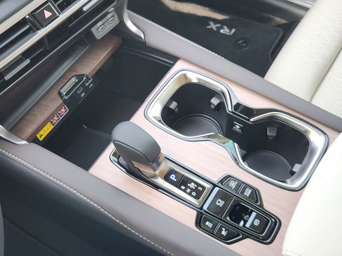 New 2026 Lexus RX 450h AWD image 16