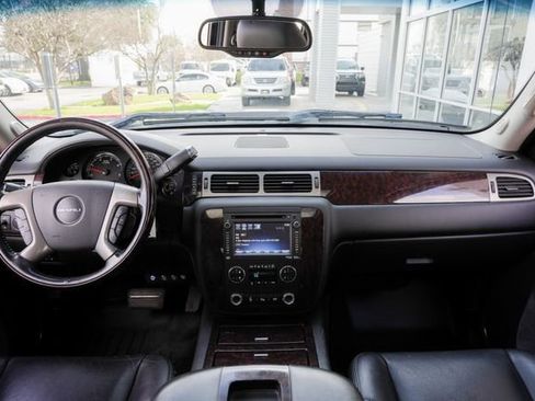 Used 2014 GMC Sierra 3500 Denali image 41