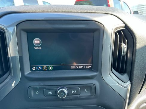 Used 2022 Chevrolet Silverado 1500 Custom Trail Boss AWD/4WD image 21