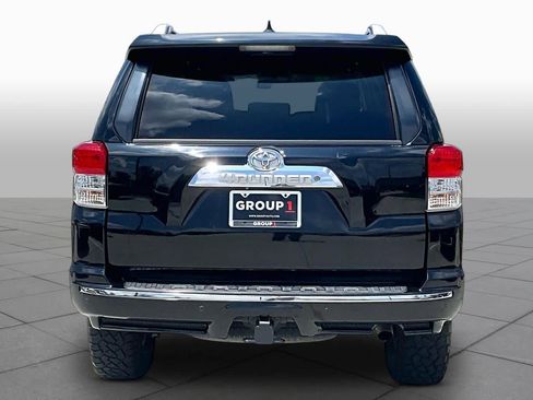 Used 2011 Toyota 4Runner SR5 AWD/4WD image 4