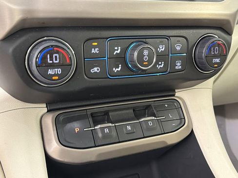 Certified 2023 GMC Acadia Denali w/ Black Diamond Edition image 31