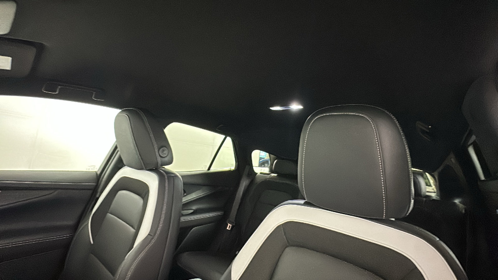 Used 2024 Chevrolet Blazer EV LT AWD/4WD image 16
