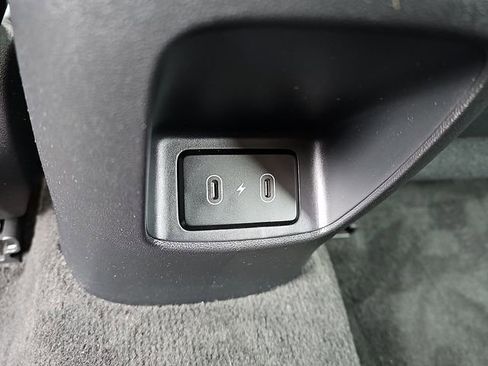 Used 2024 Hyundai Elantra SEL w/ Convenience Package image 11