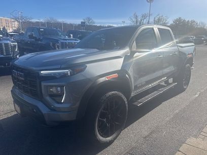 New 2026 GMC Canyon Elevation w/ Convenience Package