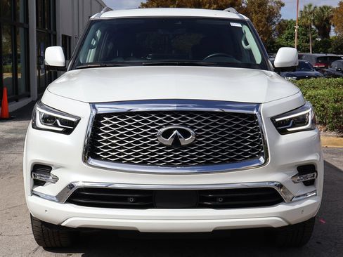 Used 2024 INFINITI QX80 Luxe w/ Cargo Package image 12