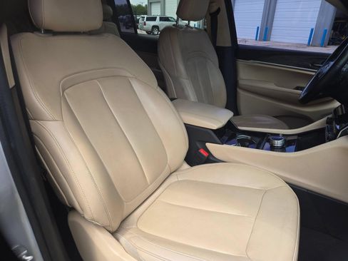 Used 2021 Jeep Grand Cherokee L Limited w/ MOPAR Finishing Package AWD/4WD image 23