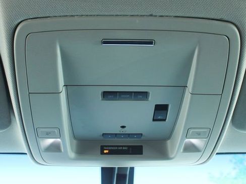 Used 2018 GMC Sierra 1500 SLE w/ SLE Value Package image 27