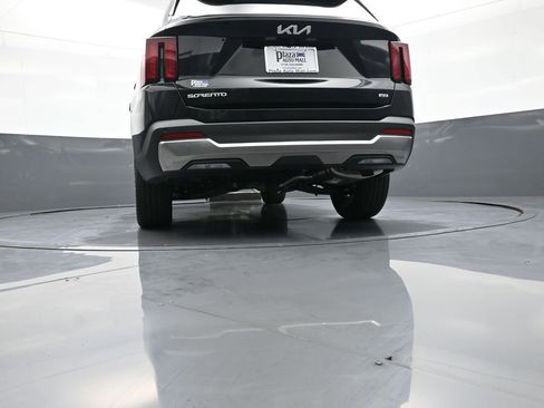 New 2026 Kia Sorento EX AWD/4WD image 32