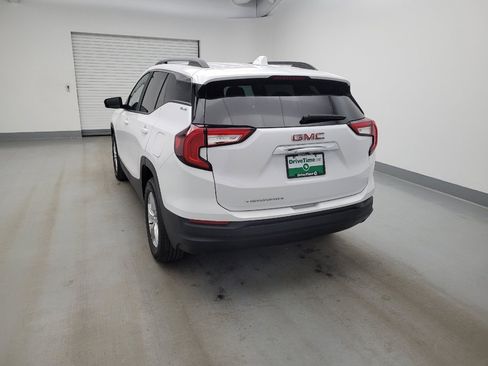Used 2023 GMC Terrain SLE w/ Driver Convenience Package FWD image 6