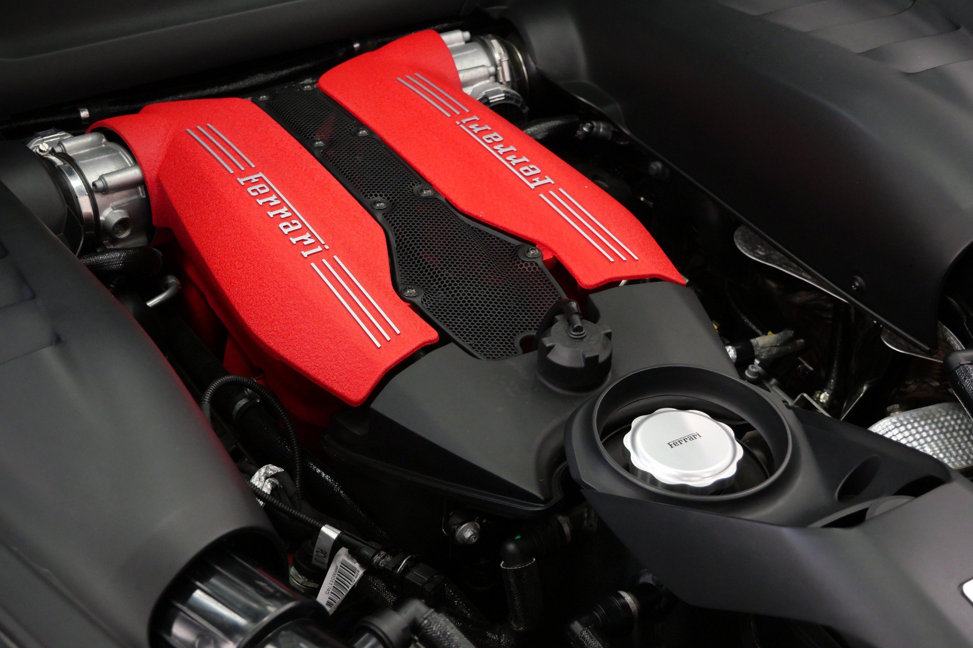 Used 2019 Ferrari 488 GTB RWD image 49