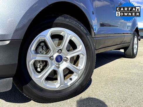 Used 2021 Ford EcoSport SE w/ SE Convenience Package image 2