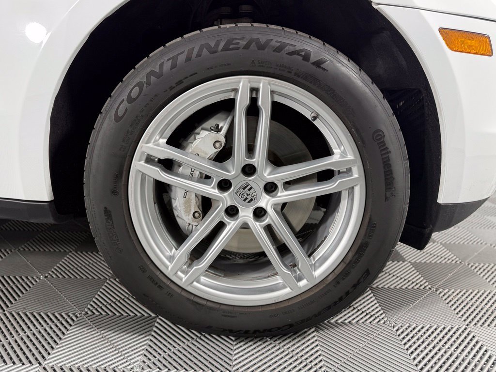 Used 2018 Porsche Macan S AWD/4WD image 19