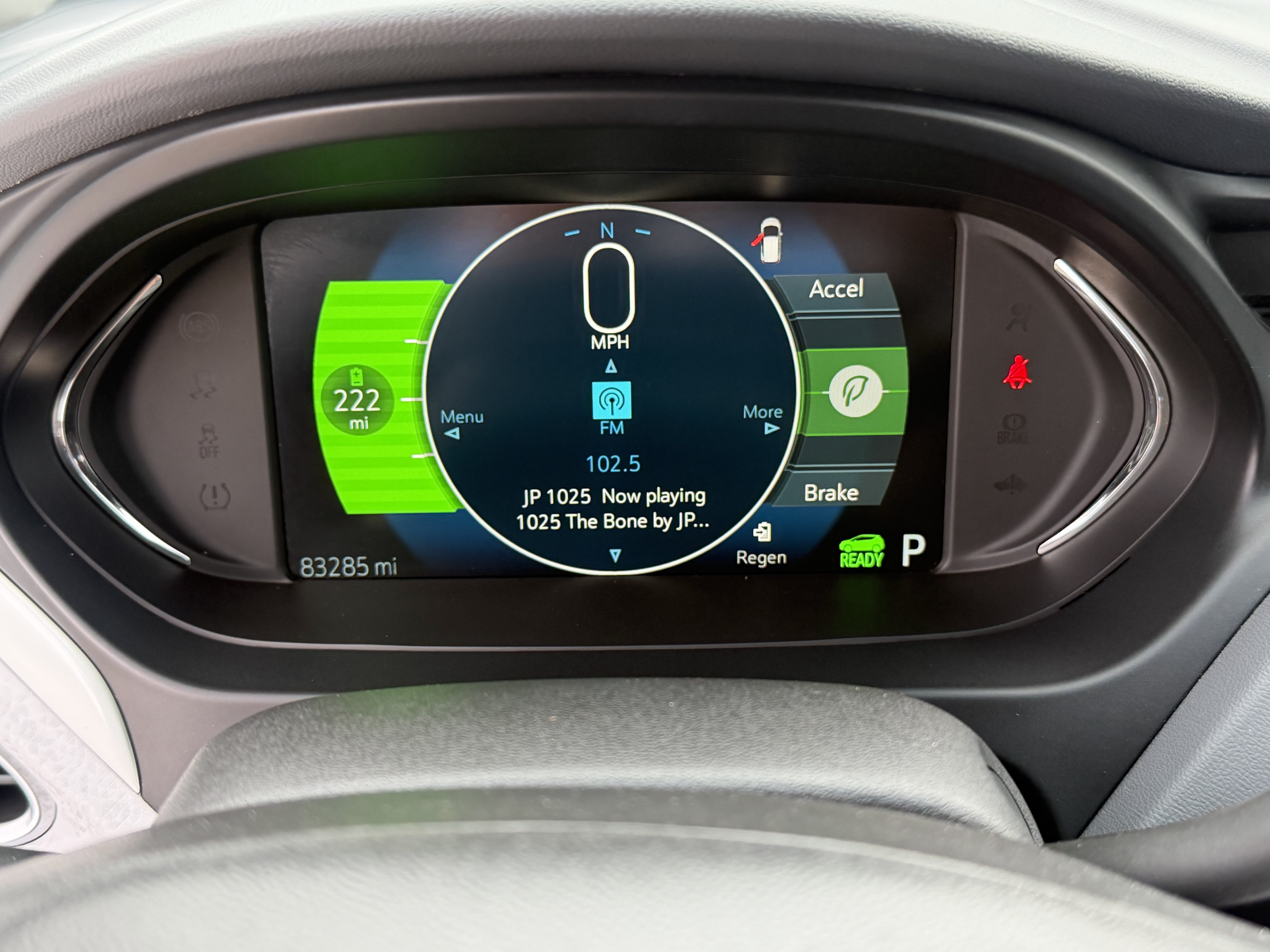 Used 2021 Chevrolet Bolt LT FWD image 31