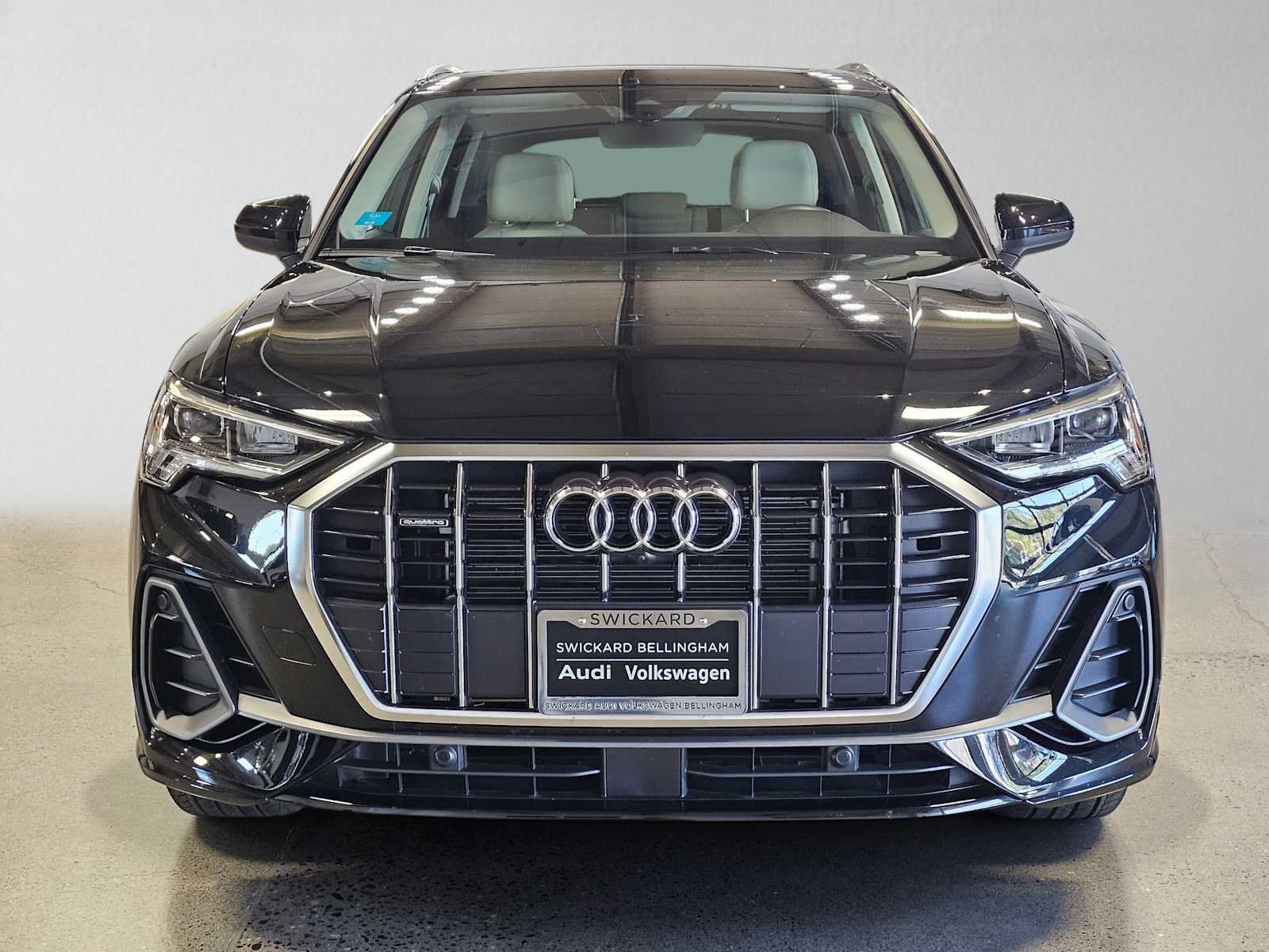 Used 2025 Audi Q3 2.0T Premium Plus w/ Premium Plus Package AWD/4WD image 8
