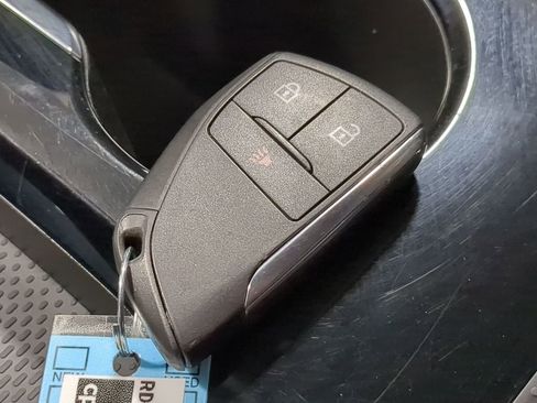 Used 2024 Buick Envision Preferred AWD/4WD image 36