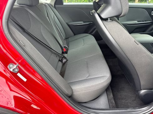Used 2025 Kia K4 FWD image 15