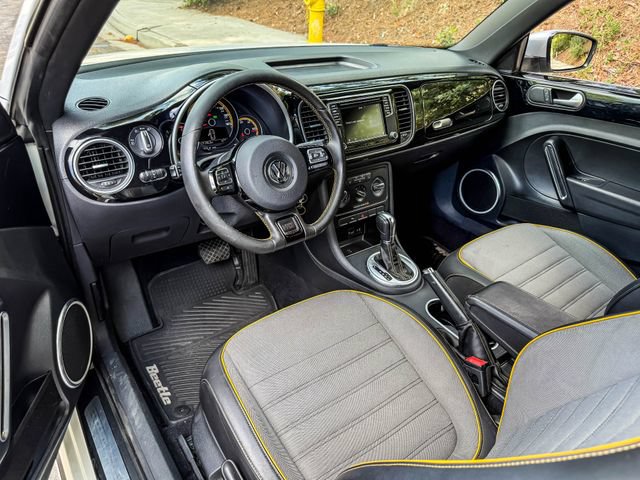 Used 2016 Volkswagen Beetle 1.8T Dune FWD image 6