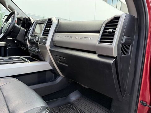Used 2019 Ford F250 Lariat w/ Lariat Ultimate Package image 38