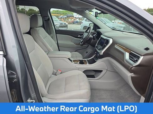 Used 2020 GMC Acadia SLE w/ Driver Convenience Package FWD image 14