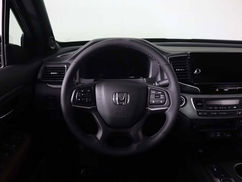 New 2025 Honda Ridgeline RTL image 44